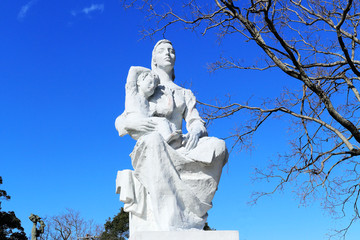 日本旅游长崎核爆纪念雕塑