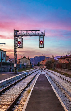 意大利小镇火车站台