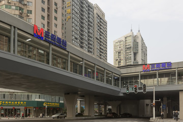 武汉三阳路地铁站
