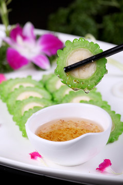 用心酿苦