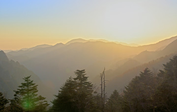 秦岭太白山日出