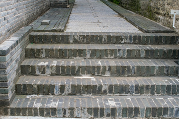 青砖台阶