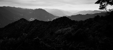 水墨远山背景