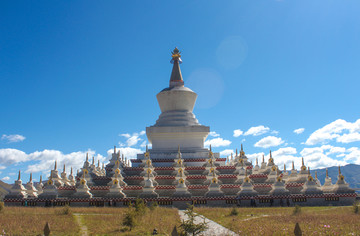 藏式白塔
