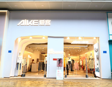 女装橱窗