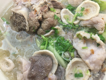 猪杂汤米饭