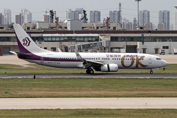 奥凯航空飞机在天津机场
