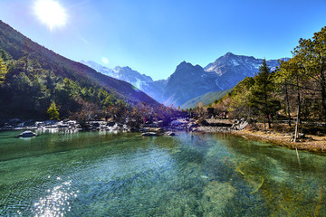 玉龙雪山蓝月谷