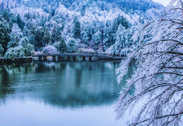 庐山雪景