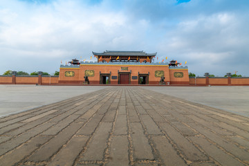 广东遂溪孔子文化城的仁济门