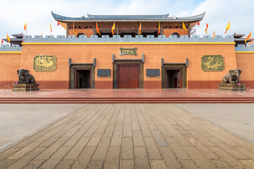 广东遂溪孔子文化城的仁济门