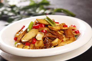 小炒野山菌