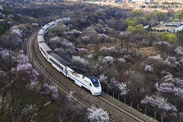 居庸关列车