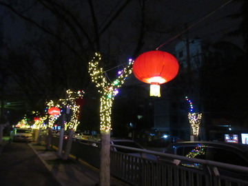 郑州春节街道亮化