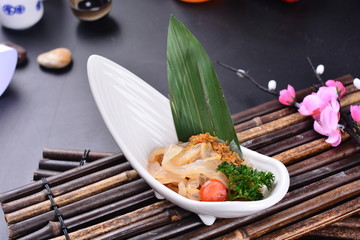 醋味蛰皮