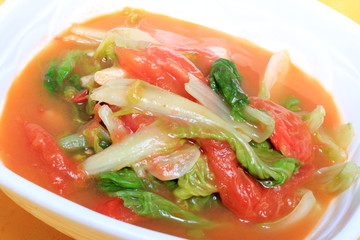 西红柿炒毛白菜
