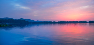 杭州西湖晨光