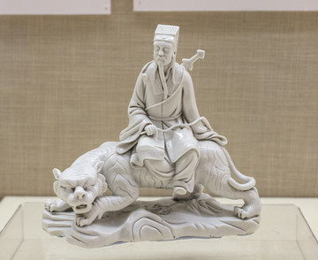 骑兽道士