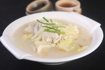 泉水白菜炖豆腐