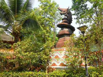 傣族神兽喷泉雕塑
