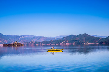 泸沽湖山水