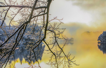 如琴湖云雾雪景