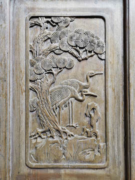 扬州个园松鹤木雕装饰画