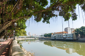 城市河流