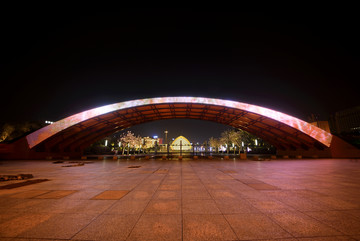 金华施光南音乐广场钢架拱桥夜景