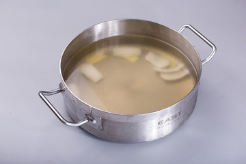 椰青鲜鸡锅汤底