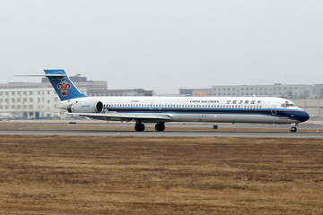 中国南方航空麦道MD90飞机