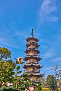 上海龙华寺宝塔