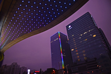 雨夜高楼