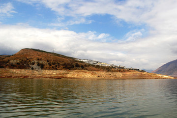 汉源湖