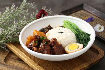土豆牛肉饭