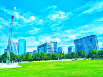 苏州工业园区草地广场风景