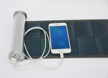 太阳能充电宝