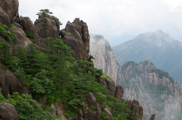 黄山奇峰怪石