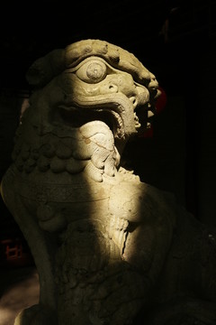 中国传统石狮子雕刻