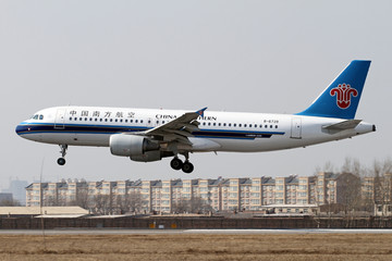 中国南方航空飞机降落