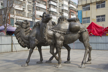 骆驼雕塑
