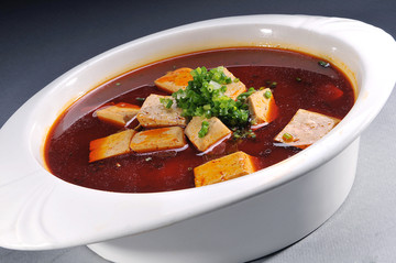 红汤老豆腐