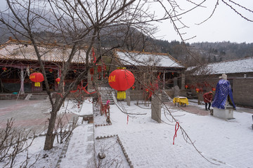 洪谷山谢公祠