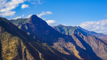 蓝天高山