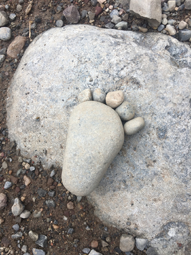 石头造型脚丫