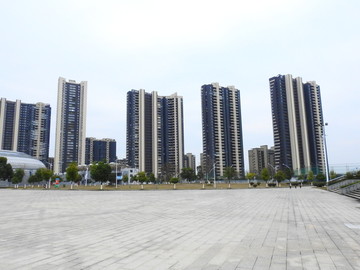 八里湖高楼大厦