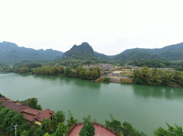 平给山水