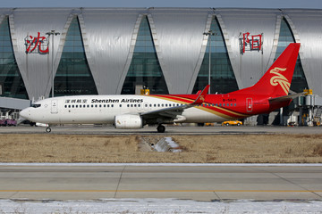 深圳航空飞机在沈阳机场