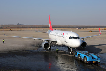 红土航空公司飞机