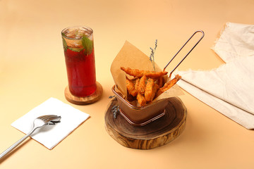 饮料简餐